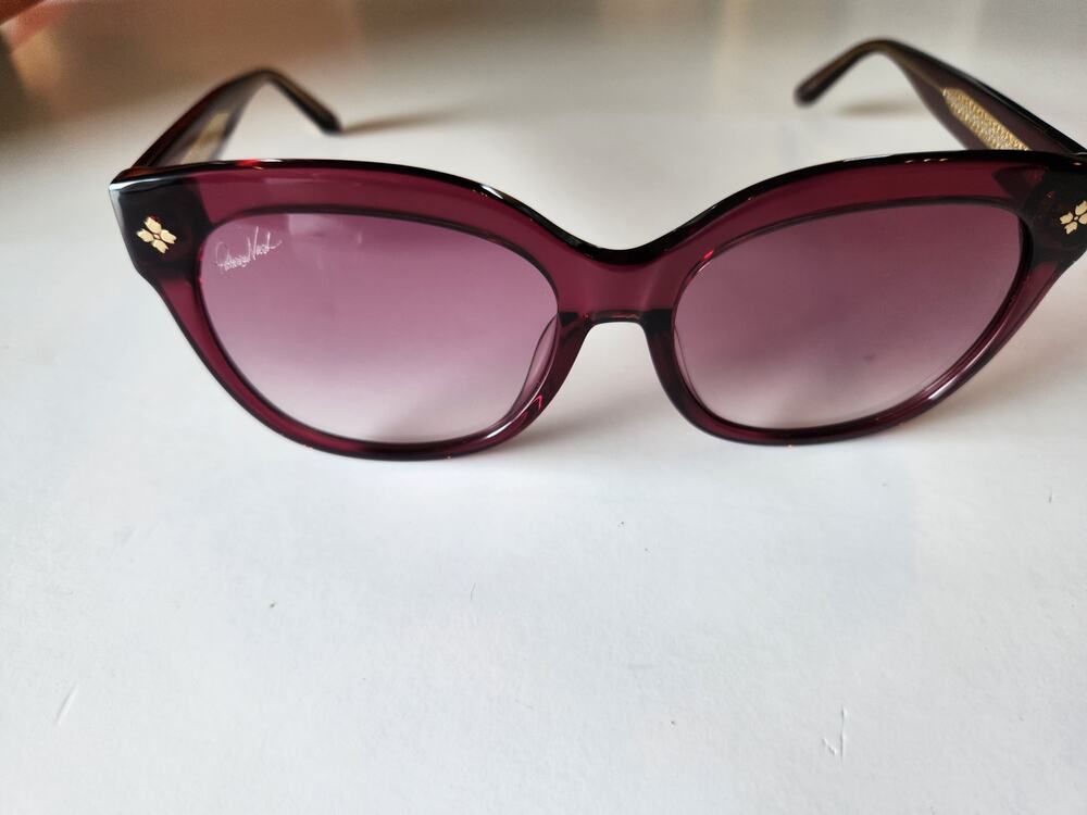 Patricia Nash Audrey Sunglasses Wine PN01-3043-WEWGN New With Box & Case